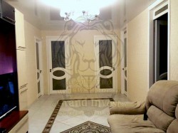 Роскошная  квартира в Центре города с видом на Днепр