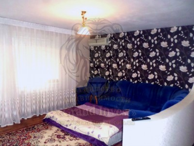 3-х комнатная квартира в одном из лучших домов Таврического микрорайона