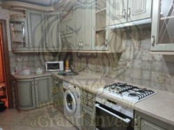 С РЕМОНТОМ 3-х комнатна квартира на Таврическом