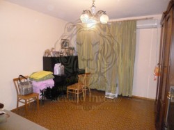 Продам 3-х комн квартиру на Шуменском, пр Строител