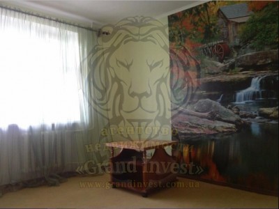 Трёхкомнатная квартира в кирпичном доме.