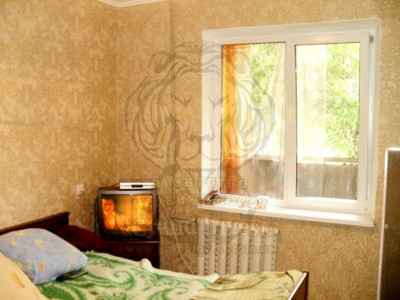 Просторная и светлая 2-х  комнатная квартира на Таврическом!!