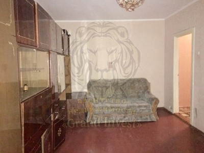 2-х комнатная квартира на Таврическом, за Рестом