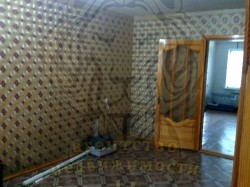 2х комнатная квартира на Лавренева кухня -студия.