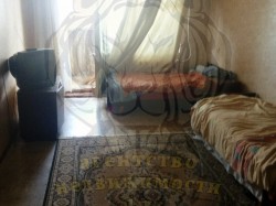 3 комнатная квартира на 4 Таврическом