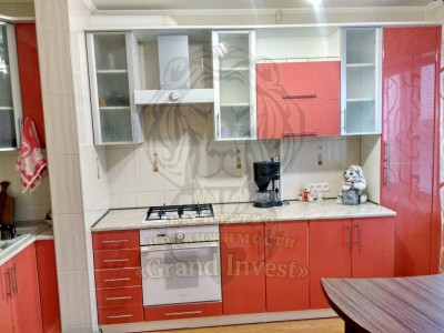 3-х комнатная квартира на Шуменском с АО