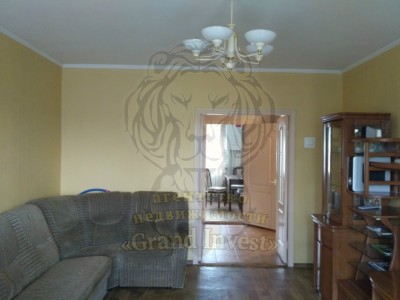 Двухкомнатная комнатная квартира в Центре города с автономным отоплением