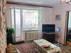 Четырёхкомнатная квартира в кирпичном доме.