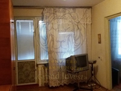 Четырёхкомнатная квартира на Шуменском.