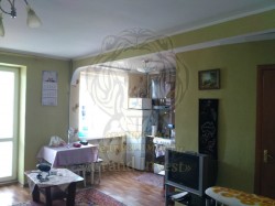 Продам 2-х комнатную квартиру в Центре