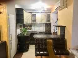 Продам 2 комнатную на шуменском.