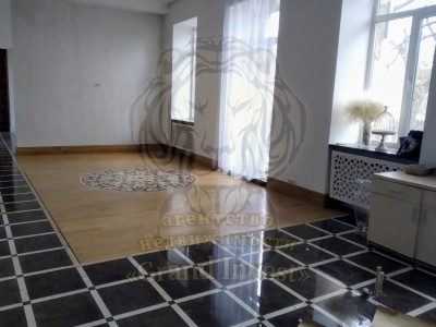 3 комнатная квартира с автономным отоплением в центре