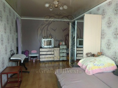 2  комнатная квартира с ремонтом на ХБК