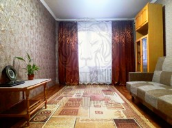 3-х комнатна квартира на 3-м Таврическом 72м