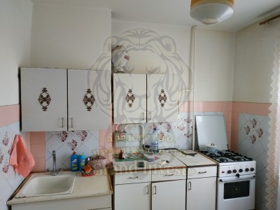 Продам 2-х комнатную квартиру на шуменськом