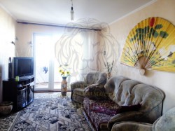 Четырёхкомнатная квартира с автономным отоплением на Таврическом.