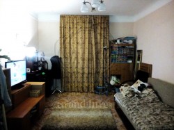 Двухкомнатная квартира на Жилпосёлке.