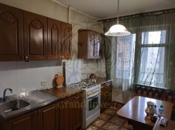 Продам 3-х комнатную квартиру на Таврическом