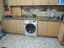 Продам 3-х комнатную квартиру на таврическом