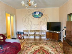 3-х ком Болгарка на ХБК кирпич ,средний этаж