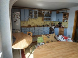 4-км кв на Таврическом в кирпичном доме