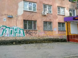 3-х комнатная на Кулика, под коммерцию.