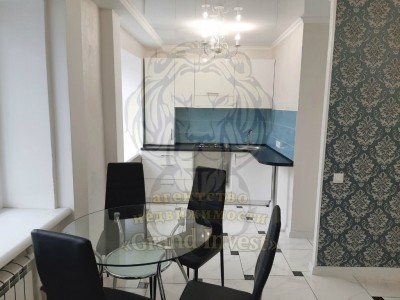 3-х комн квартиру с капитал. ремонтом в Центре