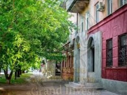 Просторная 4-х комн. Сталинка на пл. Свободы