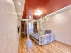 2-х ком. кв. Центр 3/9 Нестанд. планировка 57 м2 Ремонт