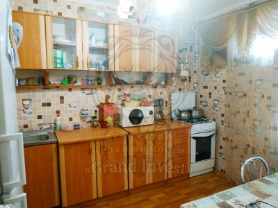 ПРОДАМ 2-ком.кв. в Кирпиче (Три Штыка) 60м2 есть газ