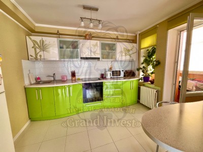 2-км квартира на Таврическом Монолит