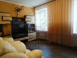 Продам Квартиру с Террасой 12 кв ,Ремонт ,Центр