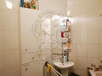 Продам 2-х комнатную квартиру на Центр