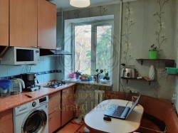 1 ком на Кулика 4\5 с РЕМОНТОМ