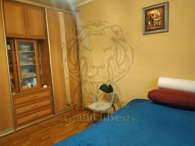 Продам 1-комнатную квартиру Таврический