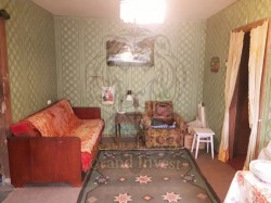 Продам 4-комнатную квартиру