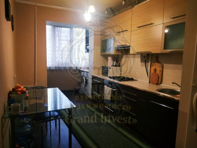 Продам 3-х комнатную квартиру на Жилпоселок