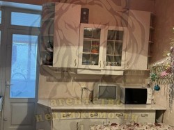 2-комнатная квартира в Центре города на втором этаже