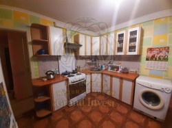 3‑комн квартира на Таврическом 2\9 нестанд.планировка кирпич