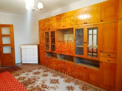 Продам 3-х комнатную квартиру на Таврическом