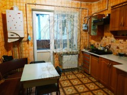 Продам 3-х комнатную квартиру Автономка Таврическом