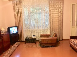 Трёхкомнатная квартира на ХБК.